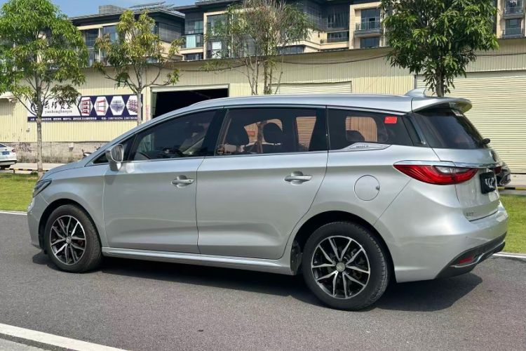 Used BYD Song MAX 2017 1.5T Automatic Smart Connect Elite 7-Seater Exterior 1
