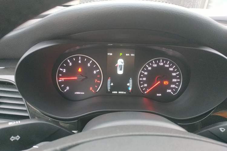 Used BYD Song MAX 2017 1.5T Automatic Smart Connect Elite 7-Seater Instrument Cluster