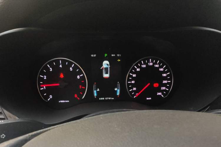 Used BYD Song MAX 2017 1.5T Automatic Smart Connect Elite 7-Seater Instrument Cluster