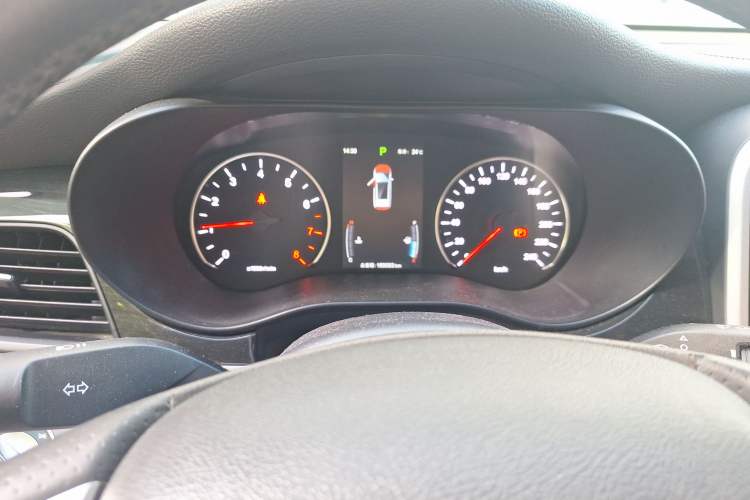 Used BYD Song MAX 2017 1.5T Automatic Smart Connect Elite 7-Seater Instrument Cluster