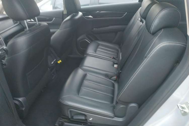 Used BYD Song MAX 2017 1.5T Automatic Smart Connect Elite 7-Seater Left Rear Seat