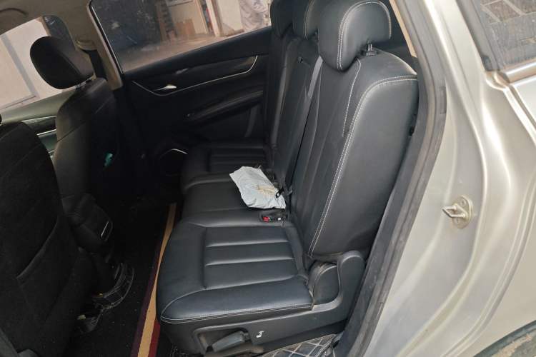 Used BYD Song MAX 2017 1.5T Automatic Smart Connect Elite 7-Seater Left Rear Seat