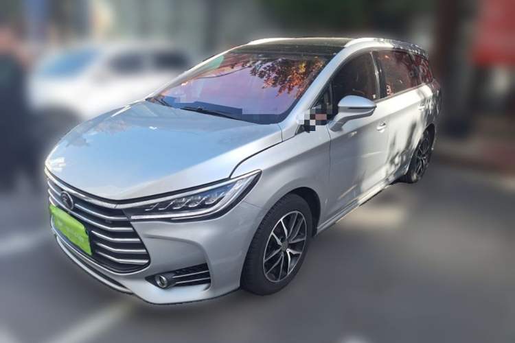 Used BYD Song MAX 2017 1.5T Automatic Smart Connect Elite 7-Seater Roof