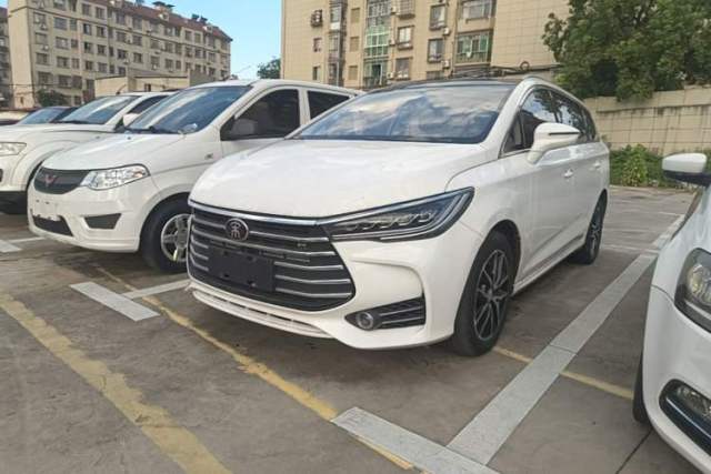 Used BYD Song MAX 2017 1.5T Automatic Smart Connect Elite 7-Seater