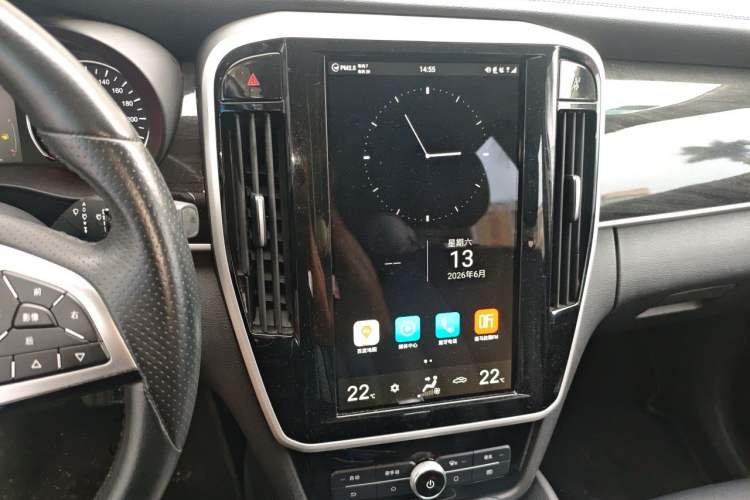 Used BYD Song MAX 2017 1.5T Automatic Smart Connect Prestige 7-Seater Audio And AC Panel