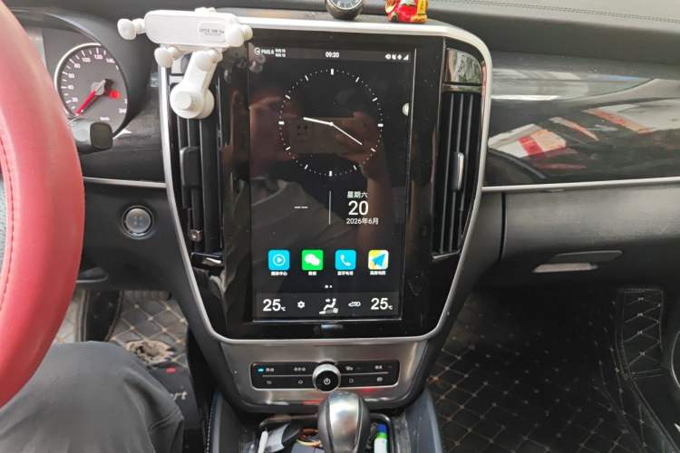 Used BYD Song MAX 2017 1.5T Automatic Smart Connect Elite 7-Seater Audio And AC Panel