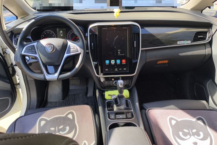 Used BYD Song MAX 2017 1.5T Automatic Smart Connect Elite 7-Seater Center Console