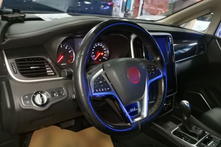 Used BYD Song MAX 2017 1.5T Automatic Smart Connect Elite 7-Seater Center Console