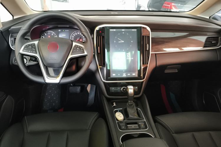 Used BYD Song MAX 2017 1.5T Automatic Smart Connect Elite 7-Seater Center Console