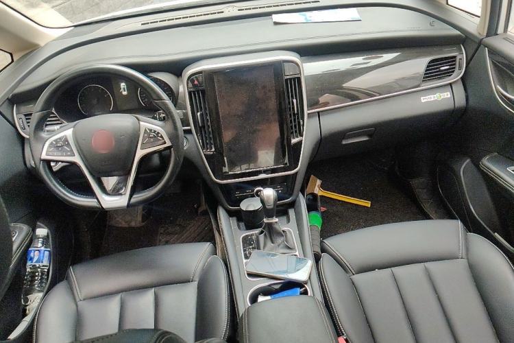 Used BYD Song MAX 2017 1.5T Automatic Smart Connect Elite 7-Seater Center Console
