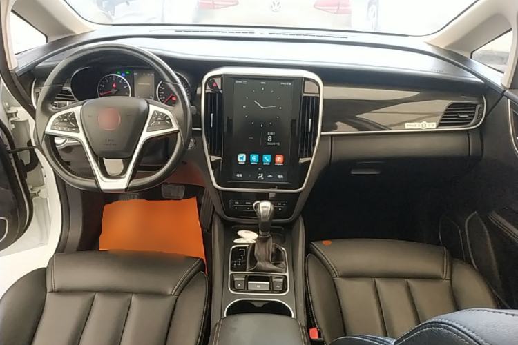 Used BYD Song MAX 2017 1.5T Automatic Smart Connect Elite 7-Seater Center Console