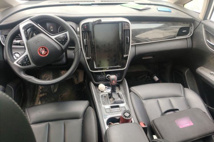 Used BYD Song MAX 2017 1.5T Automatic Smart Connect Prestige 7-Seater Center Console
