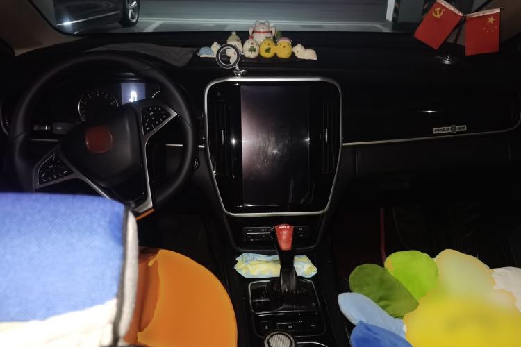 Used BYD Song MAX 2017 1.5T Automatic Smart Connect Prestige 7-Seater Center Console
