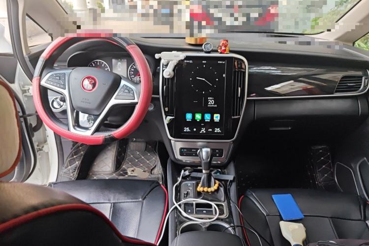 Used BYD Song MAX 2017 1.5T Automatic Smart Connect Elite 7-Seater Center Console