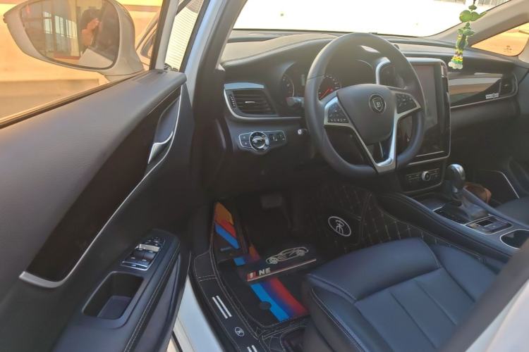 Used BYD Song MAX 2017 1.5T Automatic Smart Connect Elite 7-Seater Driver Seat