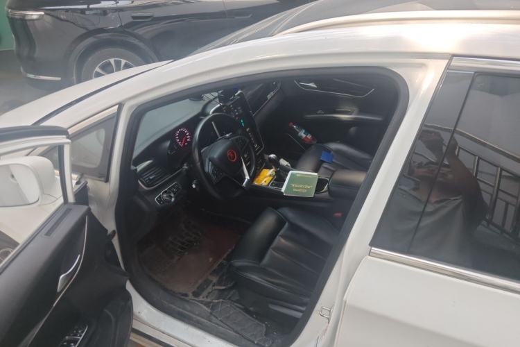 Used BYD Song MAX 2017 1.5T Automatic Smart Connect Elite 7-Seater Driver Seat