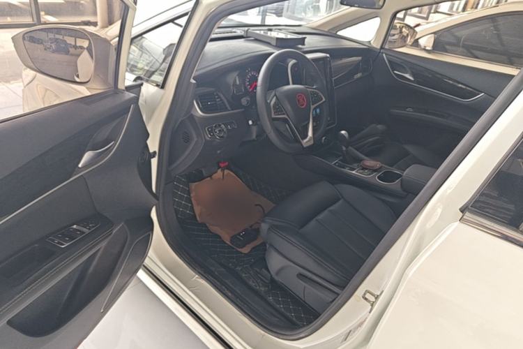 Used BYD Song MAX 2017 1.5T Automatic Smart Connect Elite 7-Seater Driver Seat