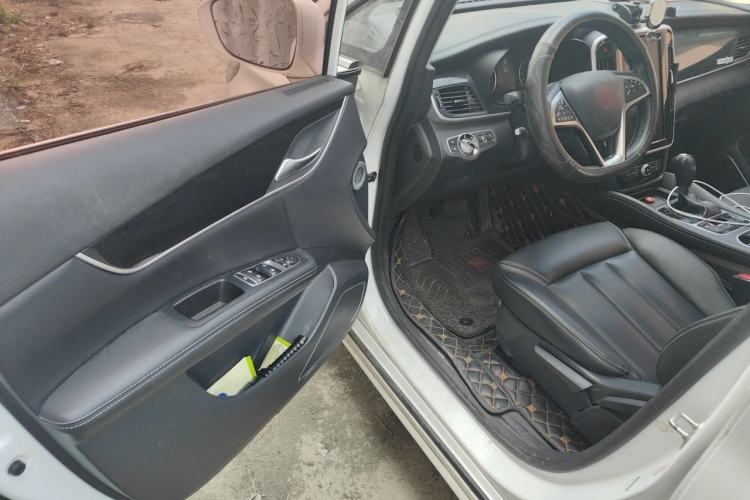 Used BYD Song MAX 2017 1.5T Automatic Smart Connect Elite 7-Seater Driver Seat