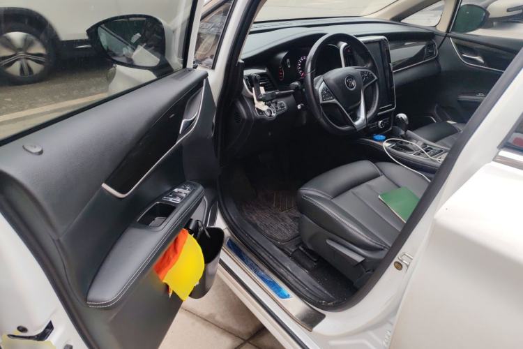 Used BYD Song MAX 2017 1.5T Automatic Smart Connect Elite 7-Seater Driver Seat