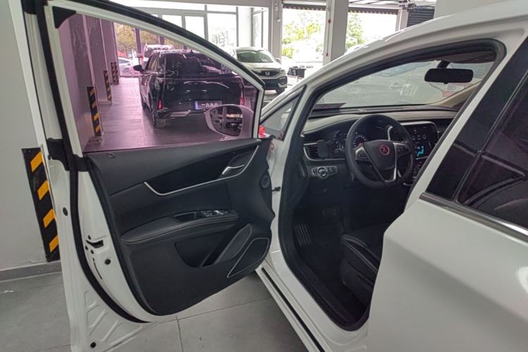 Used BYD Song MAX 2017 1.5T Automatic Smart Connect Luxury 7-Seater Driver Seat