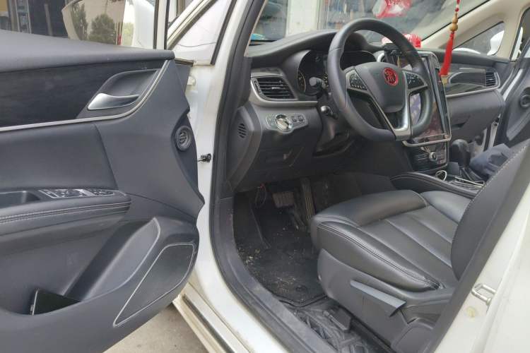 Used BYD Song MAX 2017 1.5T Automatic Smart Connect Elite 7-Seater Driver Seat