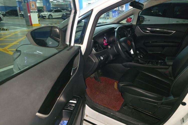 Used BYD Song MAX 2017 1.5T Automatic Smart Connect Luxury 7-Seater Driver Seat