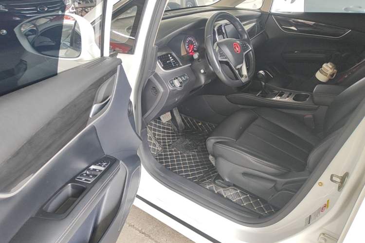 Used BYD Song MAX 2017 1.5T Automatic Smart Connect Elite 7-Seater Driver Seat