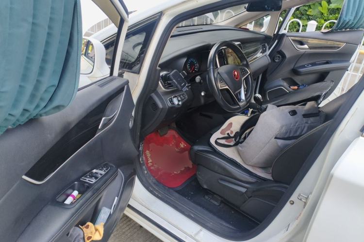 Used BYD Song MAX 2017 1.5T Automatic Smart Connect Elite 7-Seater Driver Seat