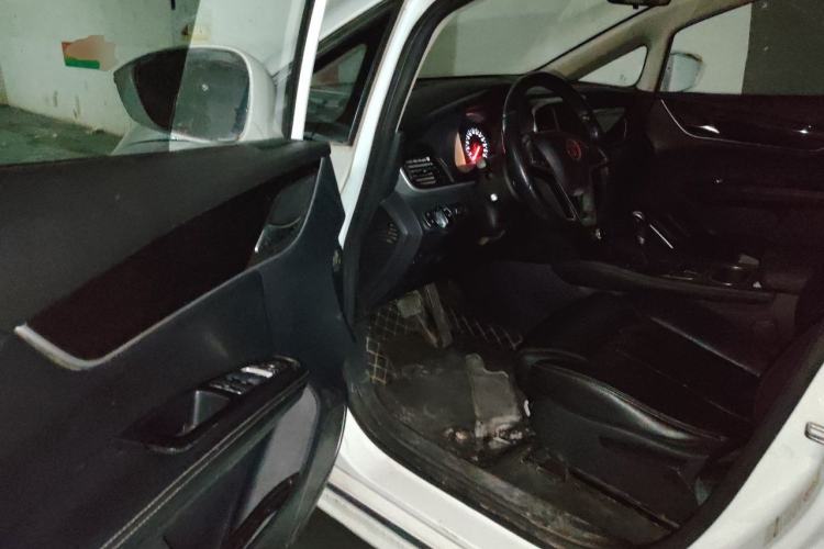 Used BYD Song MAX 2017 1.5T Automatic Smart Connect Elite 7-Seater Driver Seat