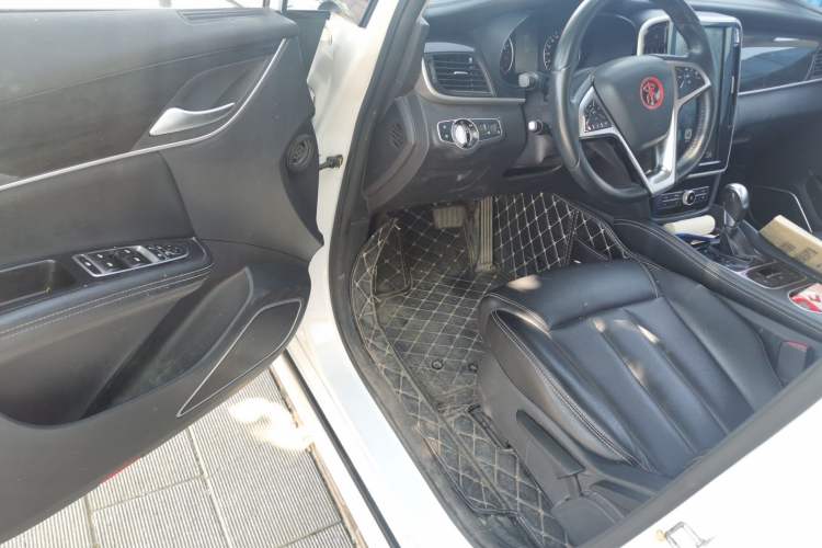 Used BYD Song MAX 2017 1.5T Automatic Smart Connect Elite 7-Seater Driver Seat