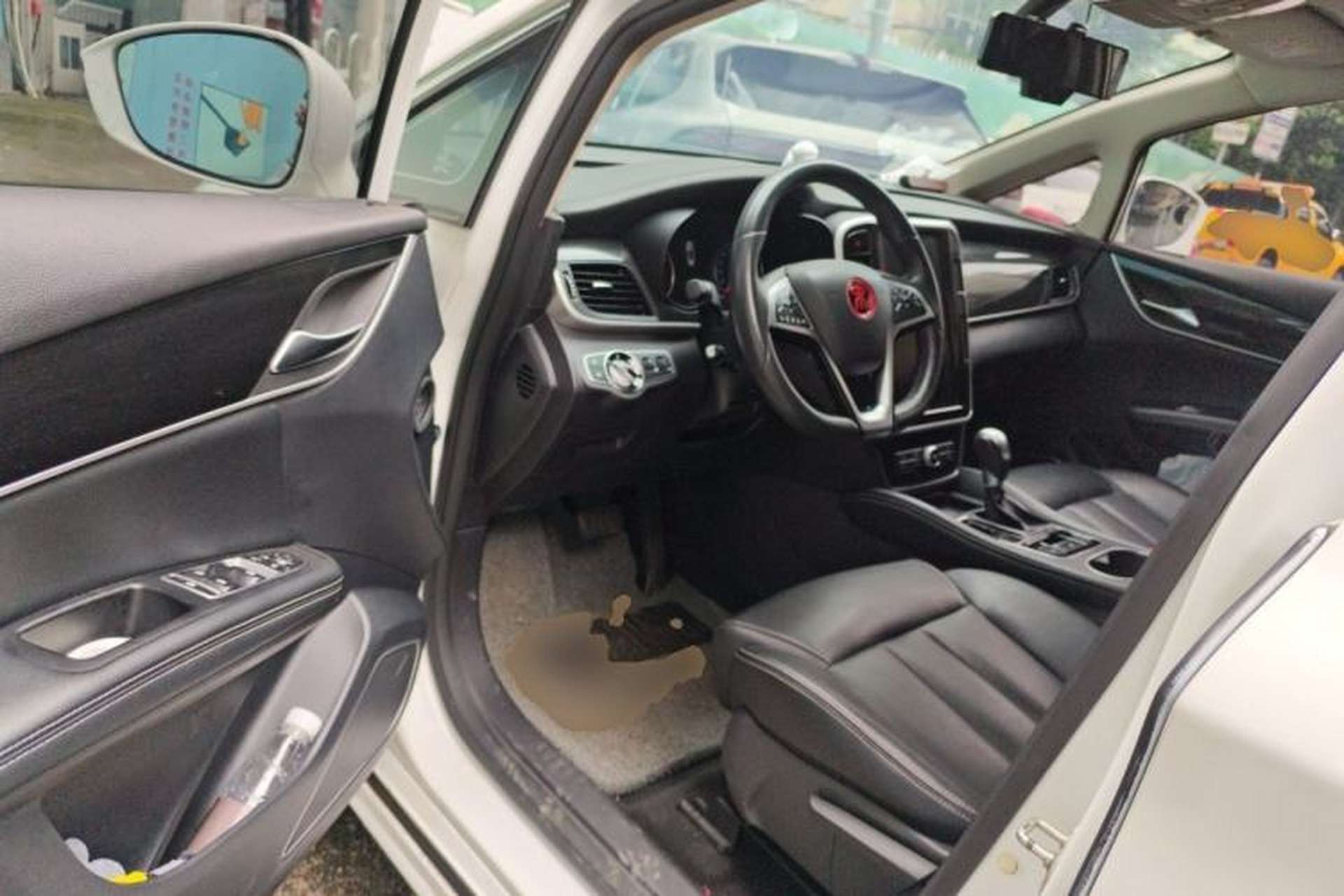 Used BYD Song MAX 2017 1.5T Automatic Smart Connect Elite 7-Seater Driver Seat