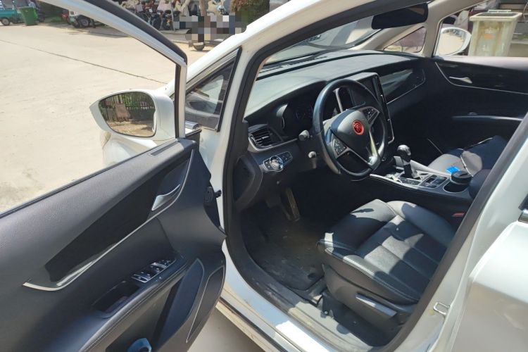 Used BYD Song MAX 2017 1.5T Automatic Smart Connect Elite 7-Seater Driver Seat