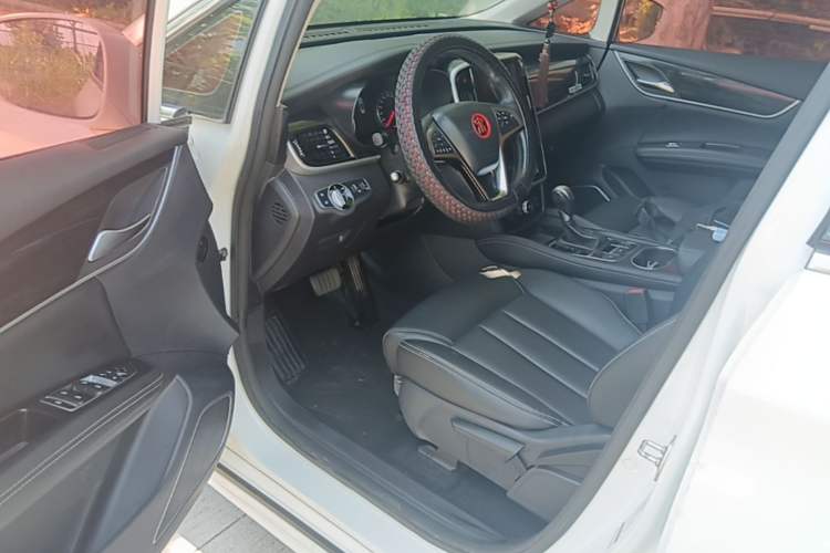 Used BYD Song MAX 2017 1.5T Automatic Smart Connect Elite 7-Seater Driver Seat