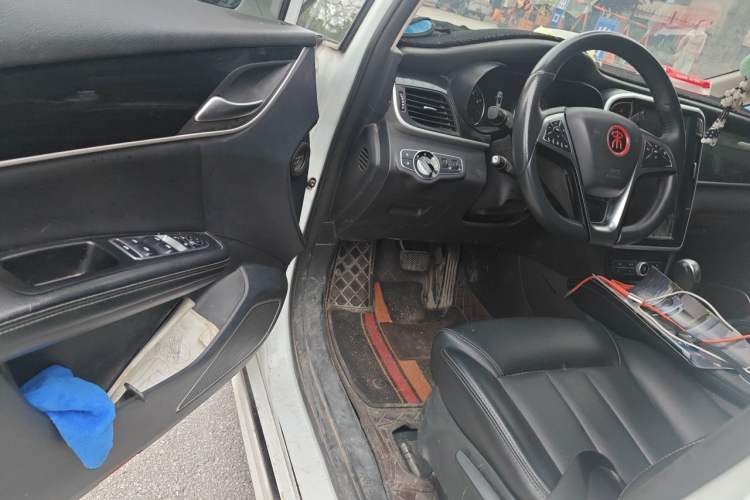 Used BYD Song MAX 2017 1.5T Automatic Smart Connect Elite 7-Seater Driver Seat