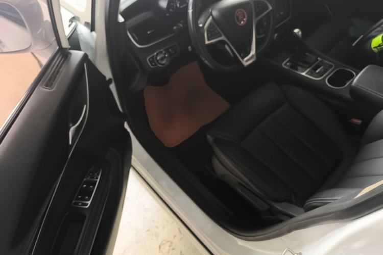 Used BYD Song MAX 2017 1.5T Automatic Smart Connect Elite 7-Seater Driver Seat