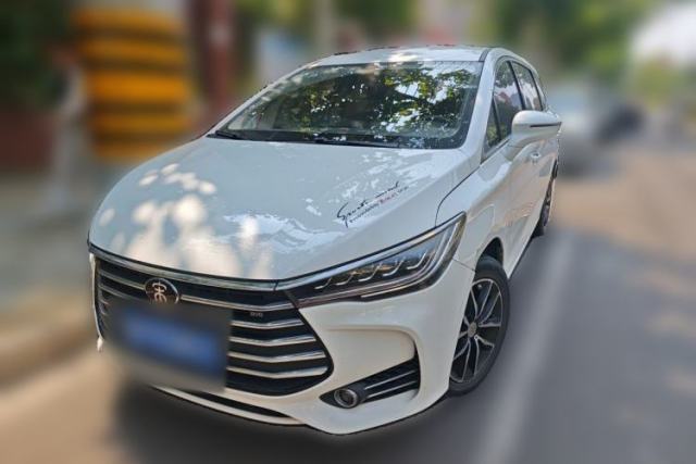 Używany BYD Song MAX 2017 1.5T Manual Comfort 7-Seater
