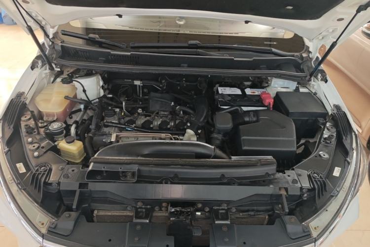 Used BYD Song MAX 2017 1.5T Automatic Smart Connect Elite 7-Seater Engine Bay