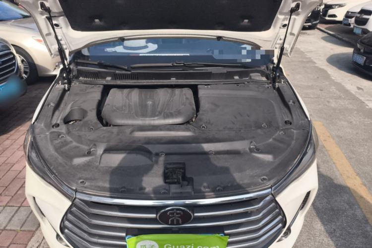 Used BYD Song MAX 2017 1.5T Automatic Smart Connect Elite 7-Seater Engine Bay