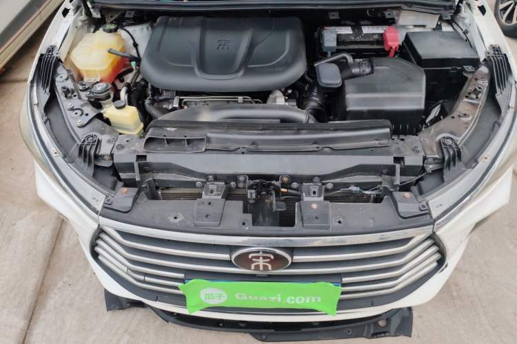 Used BYD Song MAX 2017 1.5T Automatic Smart Connect Elite 7-Seater Engine Bay