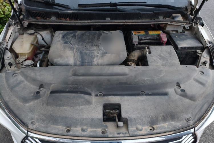 Used BYD Song MAX 2017 1.5T Manual Smart Connect Luxury 7-Seater Engine Bay