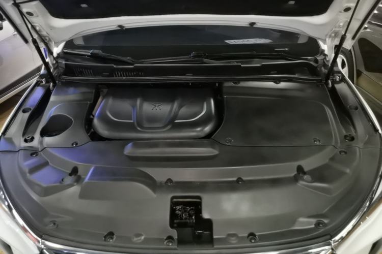 Used BYD Song MAX 2017 1.5T Automatic Smart Connect Elite 7-Seater Engine Bay