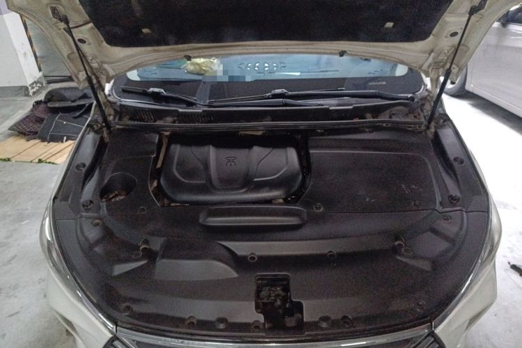 Used BYD Song MAX 2017 1.5T Automatic Smart Connect Elite 7-Seater Engine Bay