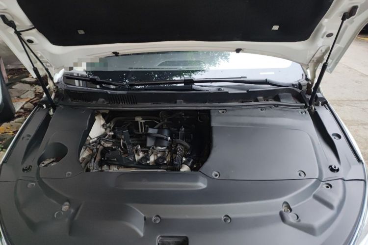 Used BYD Song MAX 2017 1.5T Automatic Smart Connect Elite 7-Seater Engine Bay