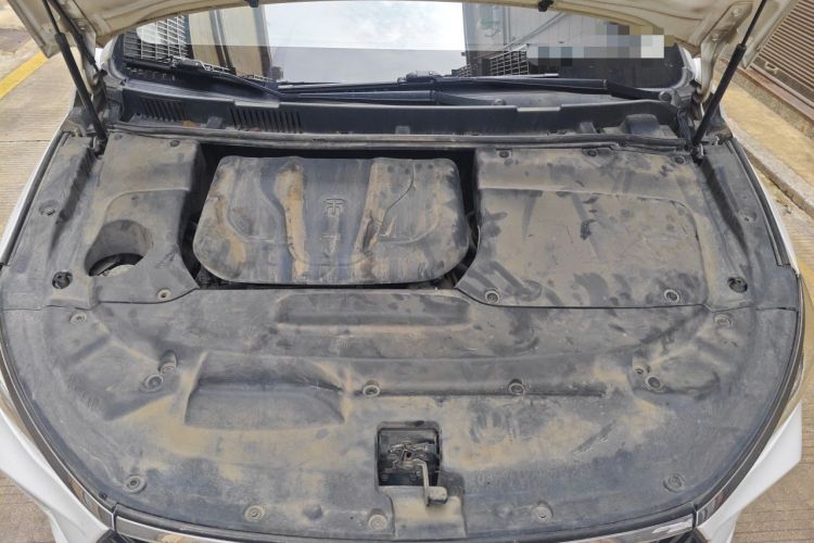 Used BYD Song MAX 2017 1.5T Automatic Smart Connect Elite 7-Seater Engine Bay