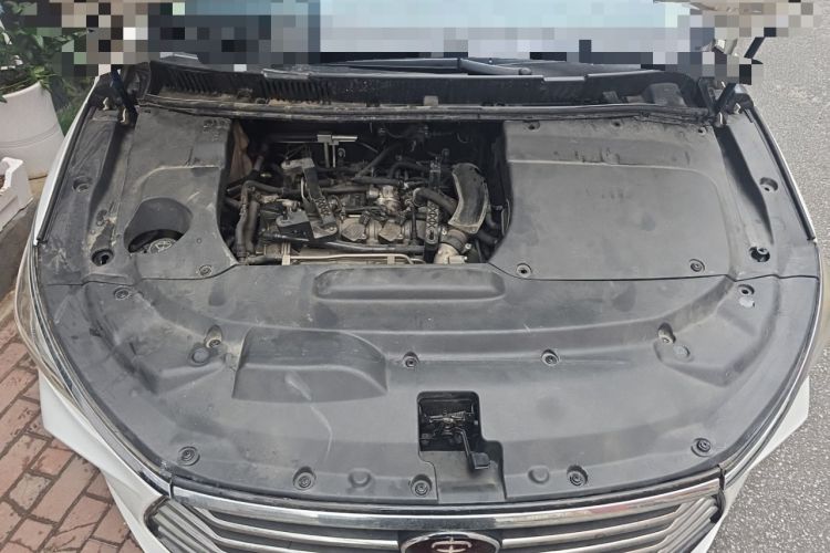 Used BYD Song MAX 2017 1.5T Automatic Smart Connect Luxury 7-Seater Engine Bay