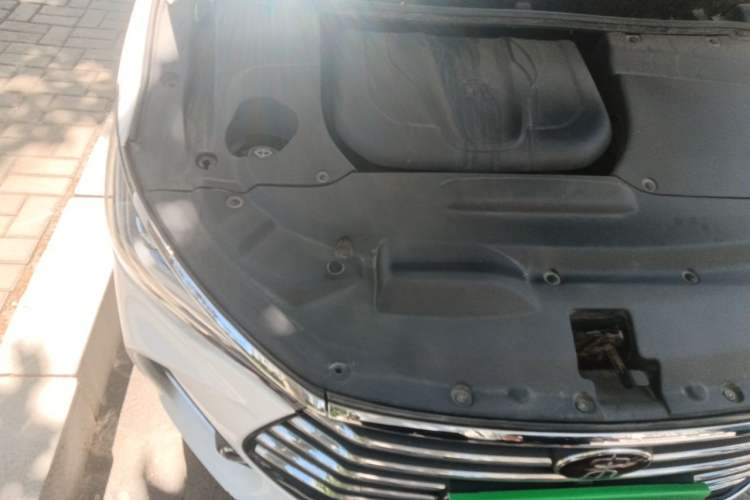 Used BYD Song MAX 2017 1.5T Automatic Smart Connect Elite 7-Seater Engine Bay Right