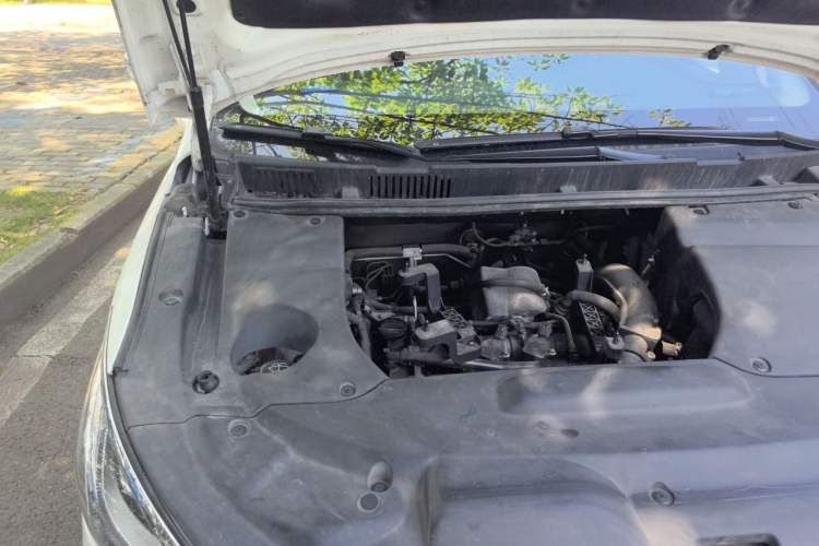 Used BYD Song MAX 2017 1.5T Automatic Smart Connect Elite 7-Seater Engine Bay Right