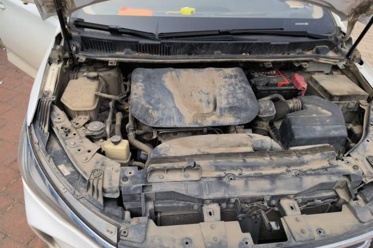 Used BYD Song MAX 2017 1.5T Automatic Smart Connect Elite 7-Seater Engine Bay Right