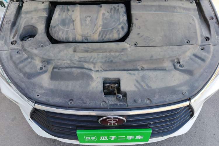 Used BYD Song MAX 2017 1.5T Automatic Smart Connect Elite 7-Seater Engine Bay