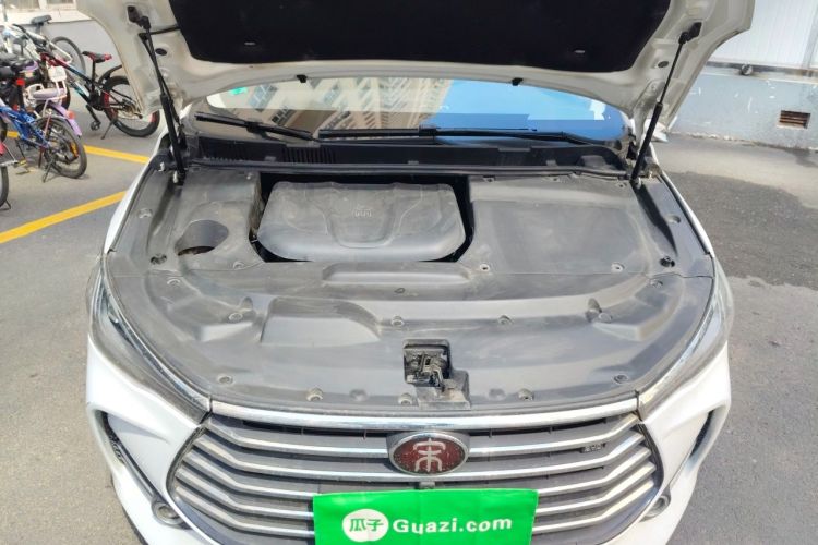 Used BYD Song MAX 2017 1.5T Automatic Smart Connect Elite 7-Seater Engine Bay